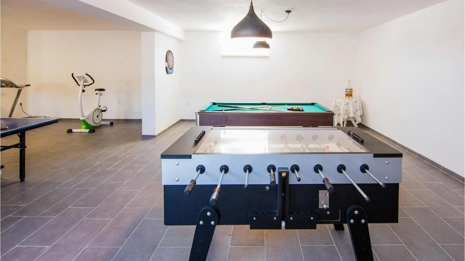 Gorgeous Home In Fazana With Kitchen