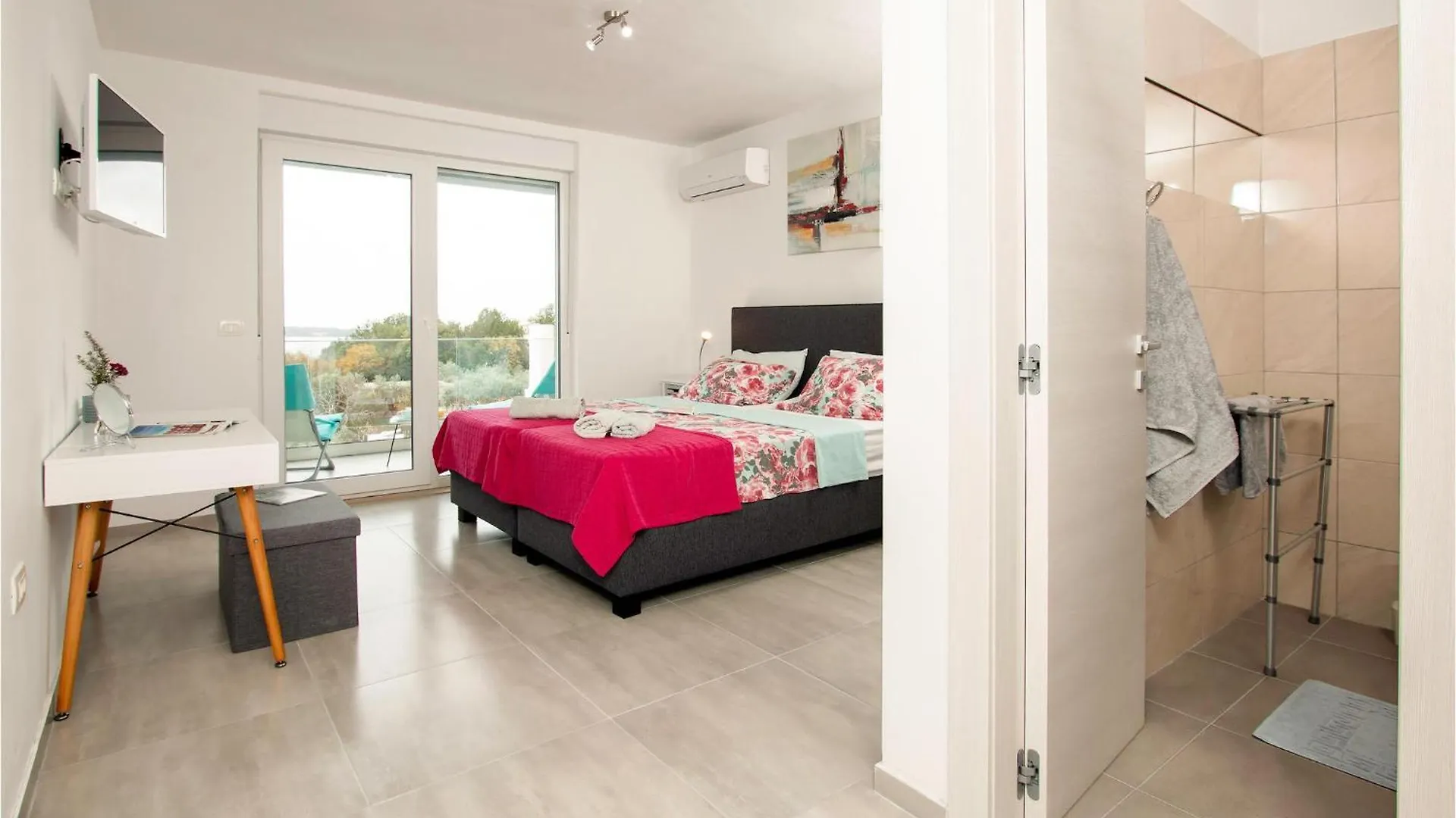 Gorgeous Home In Fazana With Kitchen Holiday home